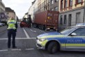 LKW gegen Bruecke wegen Rettungsgasse Koeln Muelheim P51